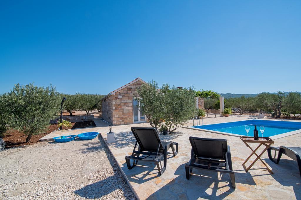 Holiday Home My Summer House Supetar Exterior foto